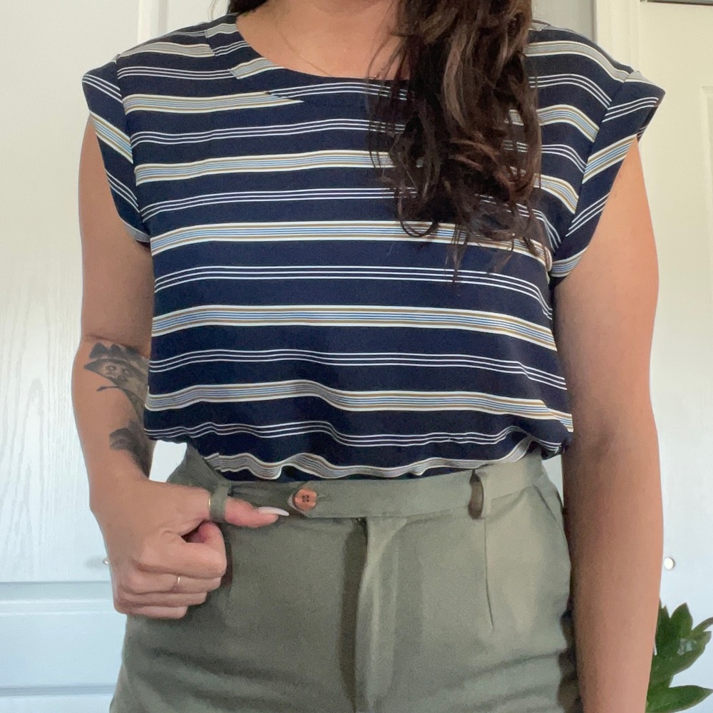 Ann Taylor Sheer Blue Stripes Top Size Small